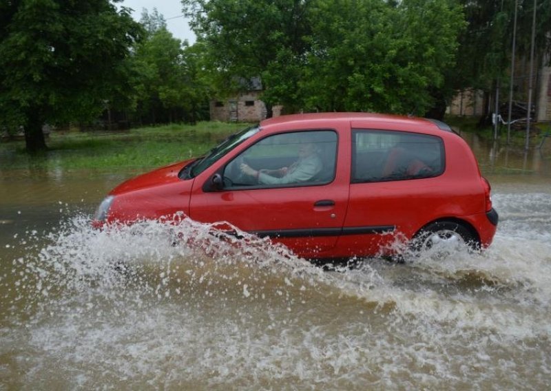 Kiše podigle rijeke, proglašene mjere obrane od poplava