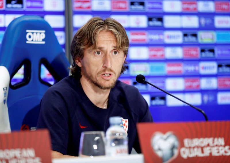 Luka Modrić progovorio o odlasku Marka Livaje: Žao mi je, ali to je njegova odluka...