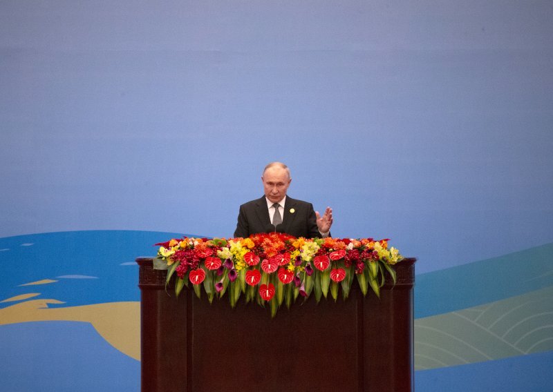 Putin: SAD sve uključeniji u rat u Ukrajini, slanje ATACMS-a bila greška