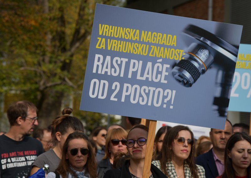 Mladim znanstvenicima veća plaća; čeka se novi Zakon o plaćama