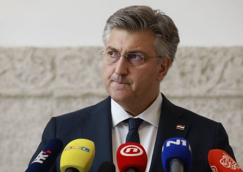 Plenković: Imali smo manifestaciju primitivizma i destrukcije oporbe!