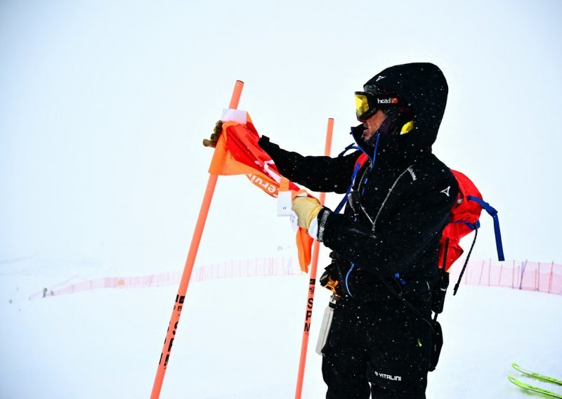 Iz sigurnosnih razloga otkazan spust u Zermatt-Cerviniji