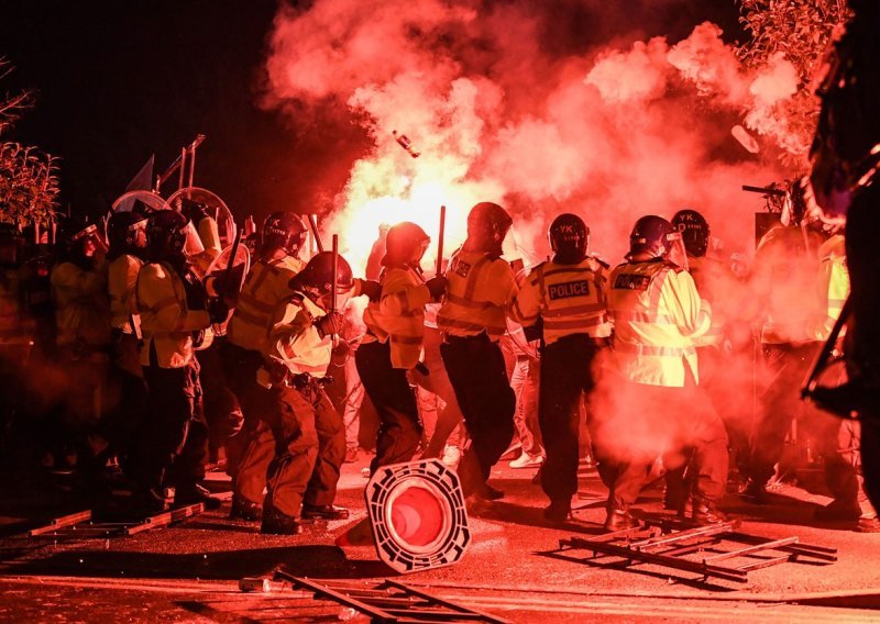 Zbog navijača zaratili Aston Villa i Legia, uhićeno 39 Poljaka