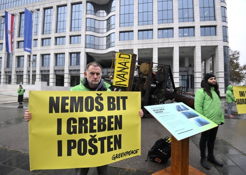 Greenpeace traži uklanjanje potonule platforme Ivana D s dna Jadrana