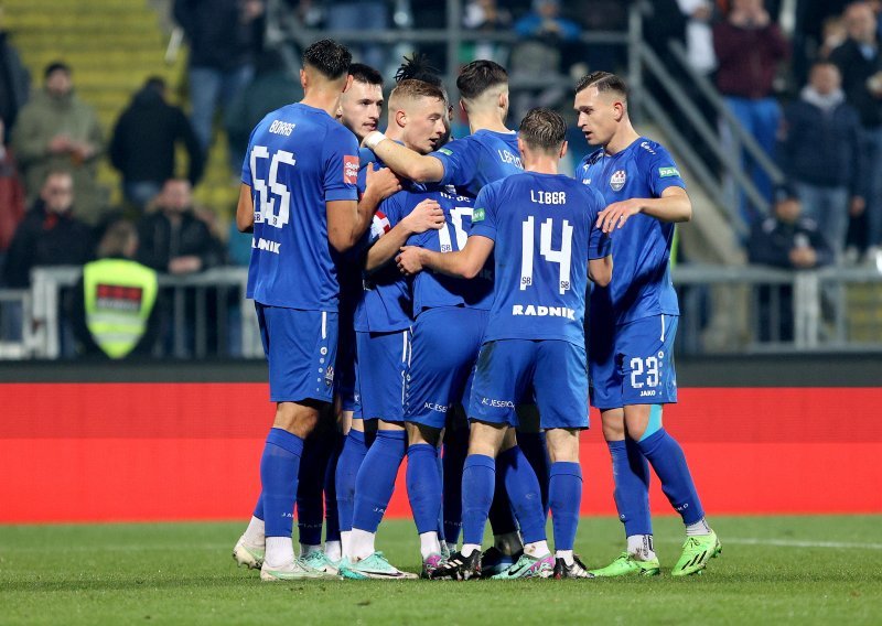 SuperSport Hrvatska nogometna liga, 18. kolo, Rijeka - Slaven Belupo 2:4, 10.12.2023., video sažetak