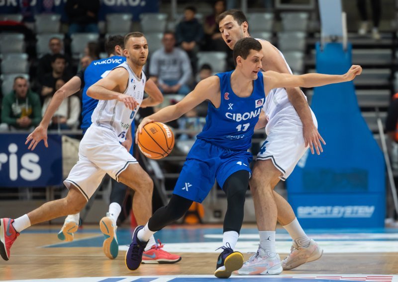 Pogledajte kako je Cibona s petoricom seniora usred Višnjika pobijedila Zadar