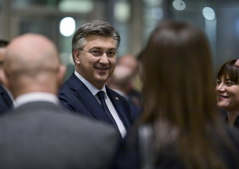 Plenković i Grlić Radman ugostili diplomate, pogledajte tko je sve došao