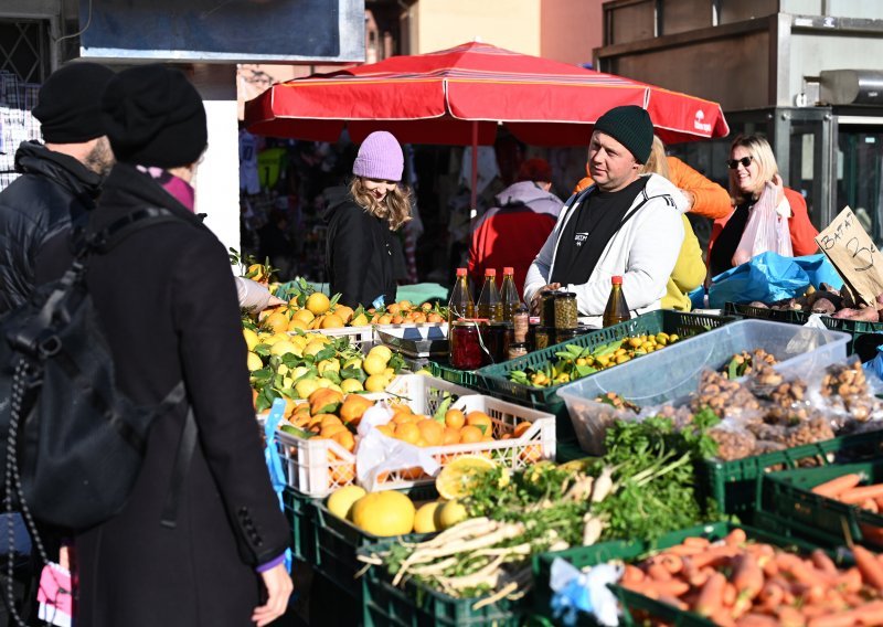 Građani šokirani cijenama, purica i do 18 eura za kilogram: 'Mogu je samo gledati'