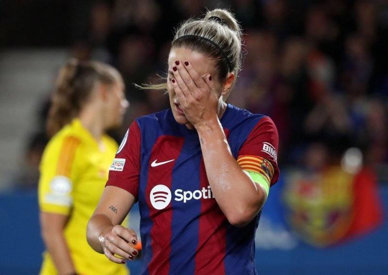 Zvijezda Barcelone s osvojenim svjetskim zlatom mora pod nož