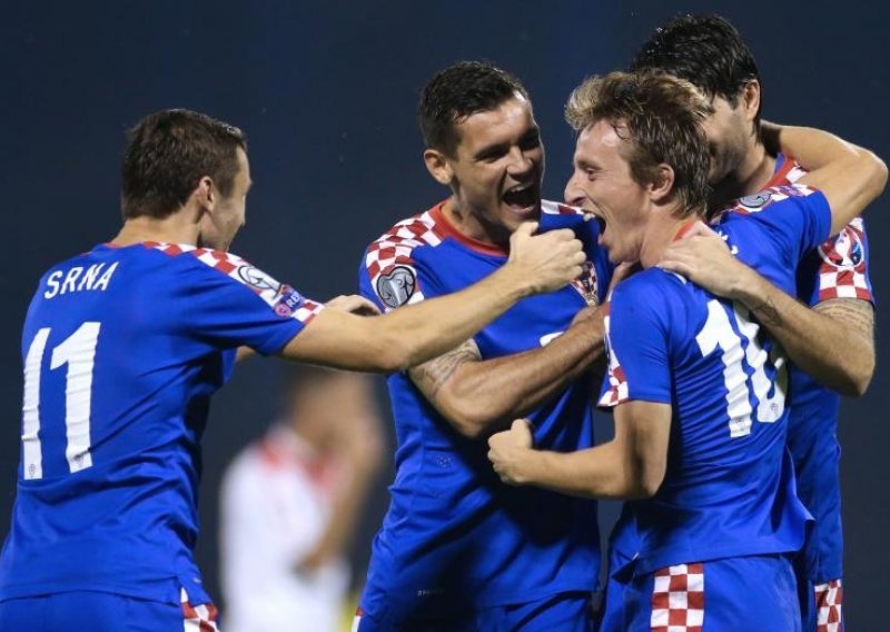 Hrvatska protiv Bugara pred praznim Maksimirom