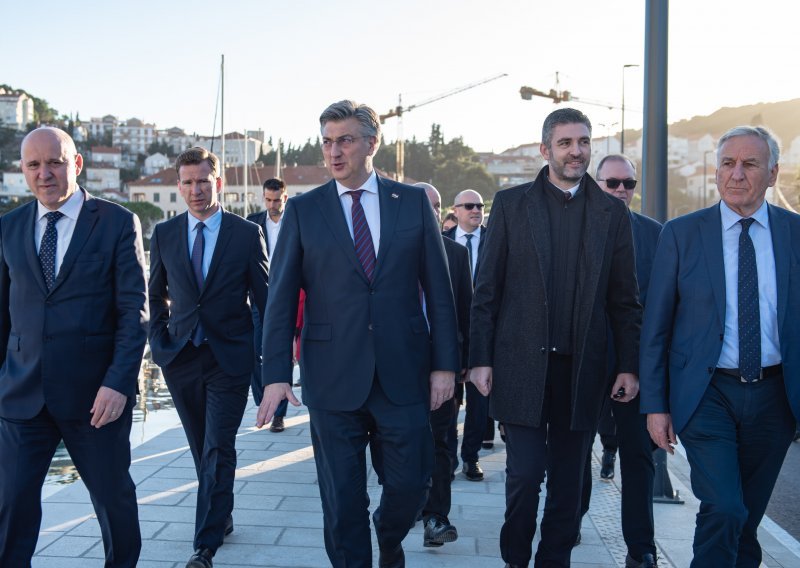 Plenković u Dubrovniku: Ovo je dio infrastrukturne renesanse hrvatske obale