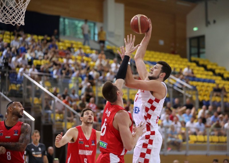 Hrvatski reprezentativac briljirao i 'uništio' Crvenu zvezdu