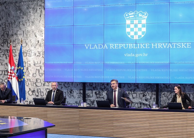 Plenković: Imamo podatke - promet s neradnih dana prebacio se na radne