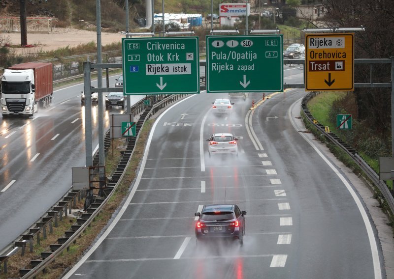 HAK: Za sve skupine vozila otvorene A1, A6 i Jadranska magistrala