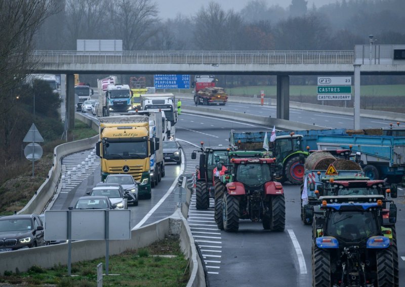 Na velikim prosvjedima poljoprivrednika u Francuskoj poginula žena