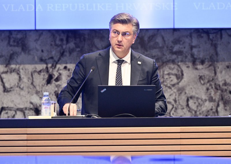 Plenković: Zakon o hrvatskom jeziku omogućuje njegov nesputan razvoj