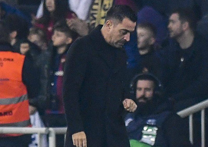 Šok u Barceloni! Neki igrači su zaplakali kad im je trener Xavi rekao što je odlučio