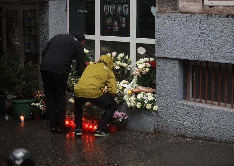 Počelo suđenje ocu i majci dječaka-ubojice iz škole 'Ribnikar'