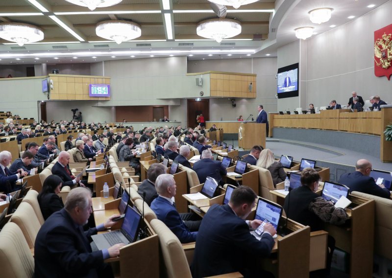 Ruska Duma podržava oduzimanje imovine svima koji šire 'lažne vijesti' o vojsci