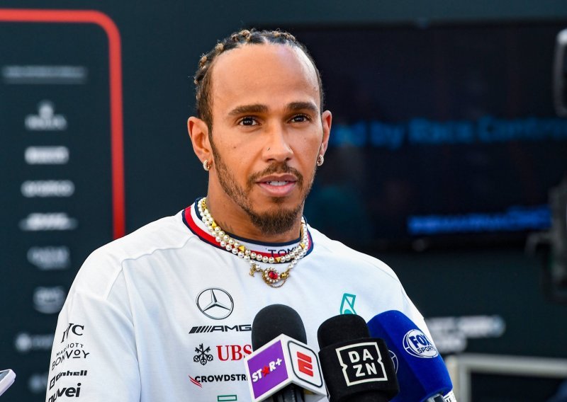 Transfer bomba u Formuli 1; Lewis Hamilton iz Mercedesa prelazi u Ferrari!