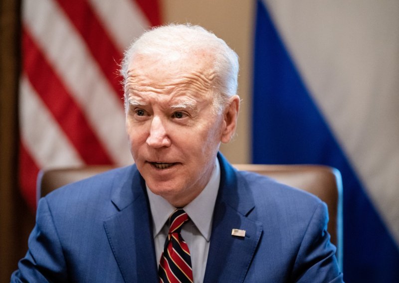 Biden: Trumpove izjave o NATO-u su idiotske