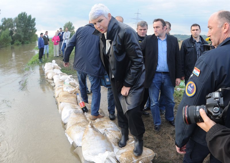 Večeras stiže novi vodni val iz Slovenije