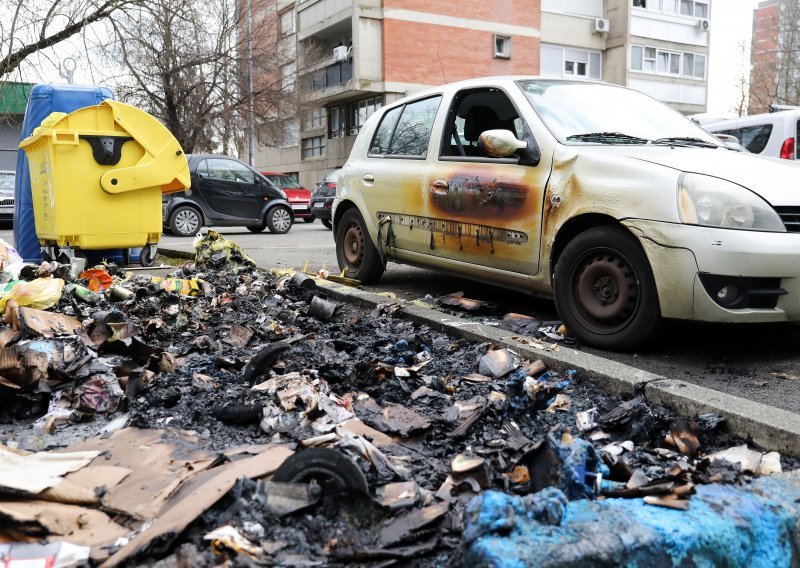 Opet gorjeli kontejneri u Zagrebu: Prvi požar podmenut, za drugi slijedi očevid