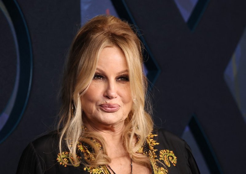 Jennifer Coolidge priznala da je 'ljubomorna' na glumce u trećoj sezoni 'Bijelog lotosa'