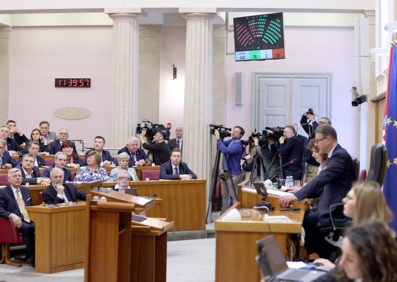 Predsjedništvo Sabora u četvrtak odlučuje gdje će se preseliti zastupnici