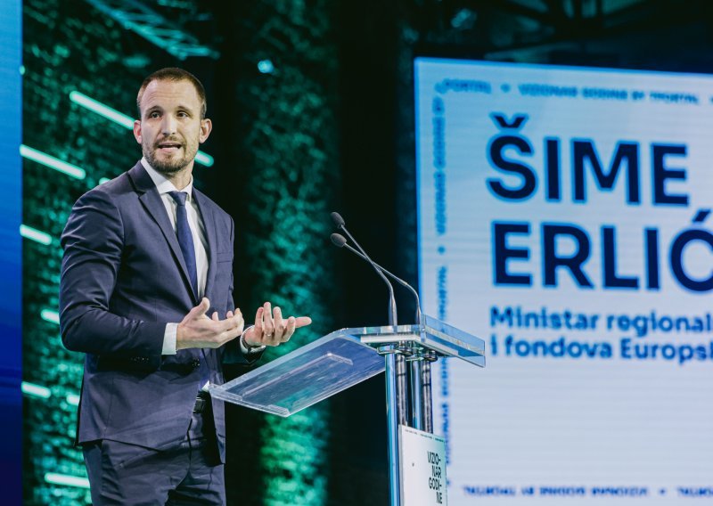 Ministar Erlić uručio IRB-u 1,3 milijuna eura vrijedan ugovor za projekt SMART-Water