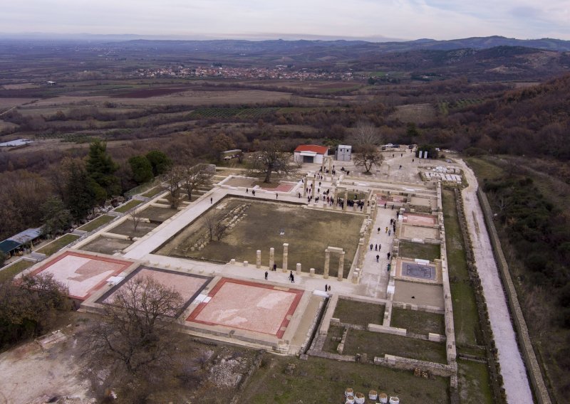 Nakon 16 godina za posjete otvorena palača u kojoj je okrunjen Aleksandar Veliki