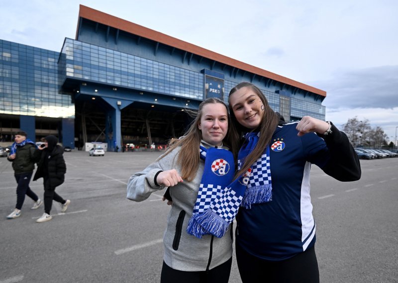 Pogledajte atmosferu ispred Maksimira uoči velike europske utakmice