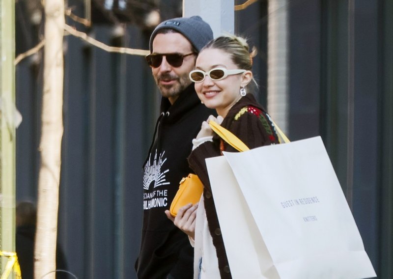 Nakon doručka u shopping: Bradley Cooper i Gigi Hadid uživaju u svojoj ljubavi