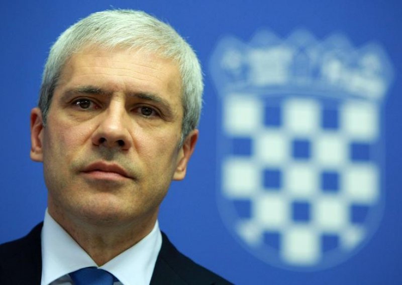 Foreign news agencies on Serbian president's visit to Croatia