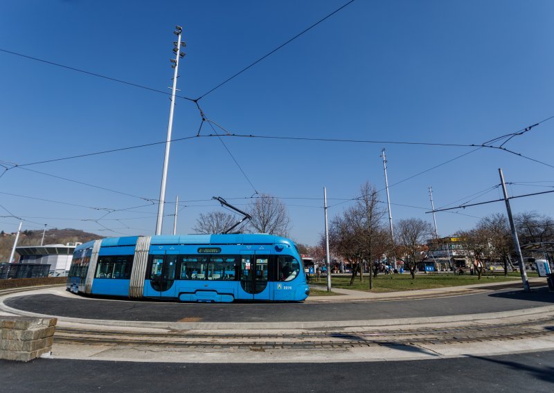 Tramvaj na Črnomercu iskočio iz tračnica, preusmjerene linije na zapadu