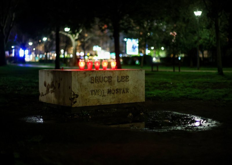 Pronađen brončani kip Bruce Leeja ukraden u Mostaru