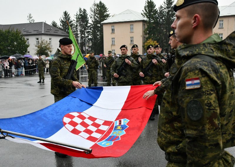 Opet raste naknada dragovoljnim ročnicima. Hoće li ovaj iznos privući nove snage?