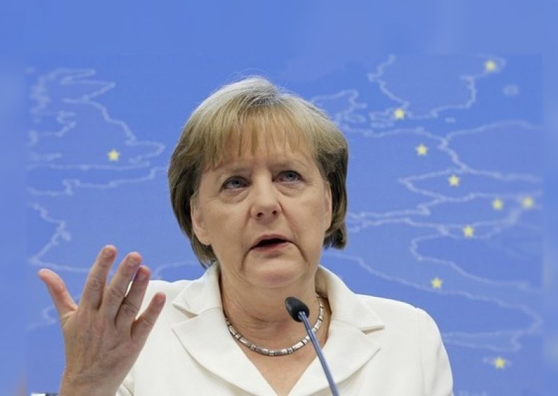 Merkel oštro upozorila Švicarsku