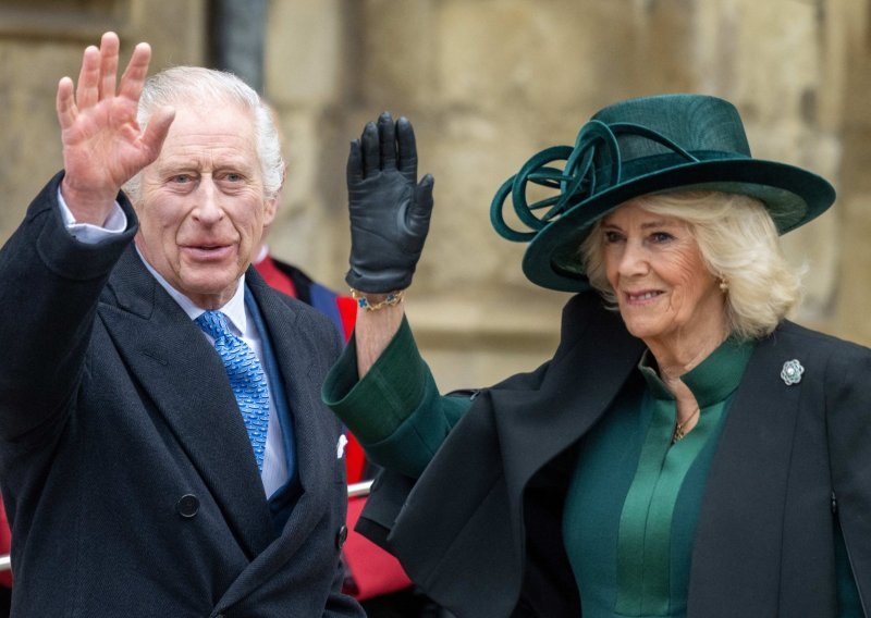 Kraljica Camilla za Uskrs nosila modni dodatak velike povijesne vrijednosti