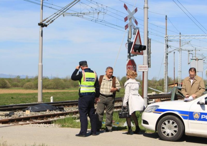 U naletu vlaka poginuo 81-godišnji pješak