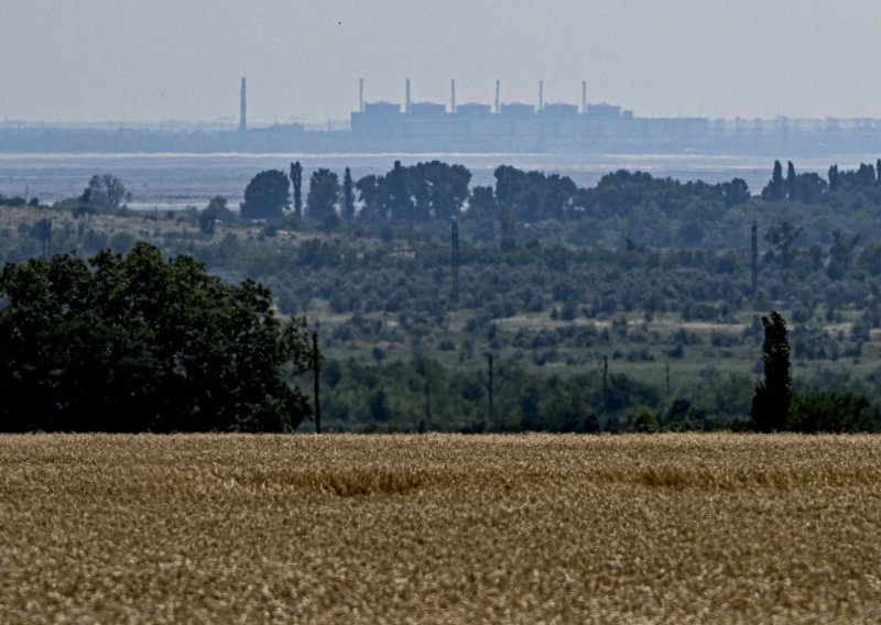 Rusija tvrdi da je dron pao na krov nuklerke Zaporižja