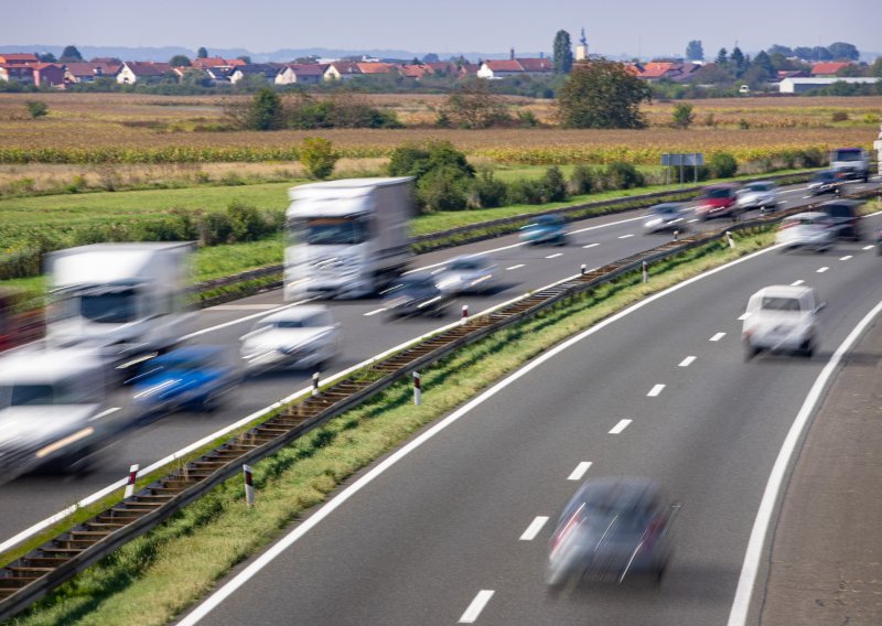 Vozači, pažnja, od idućeg tjedna više niste obvezni imati zimske gume