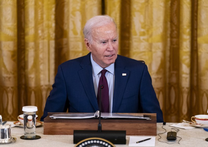 Biden u izbornoj godini otpisuje 7,4 milijardi dolara studentskog duga