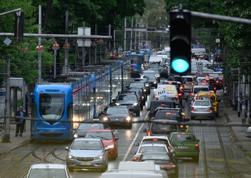 Prometni kolaps zbog rallyja u Zagrebu, zatvoren dio važne prometnice