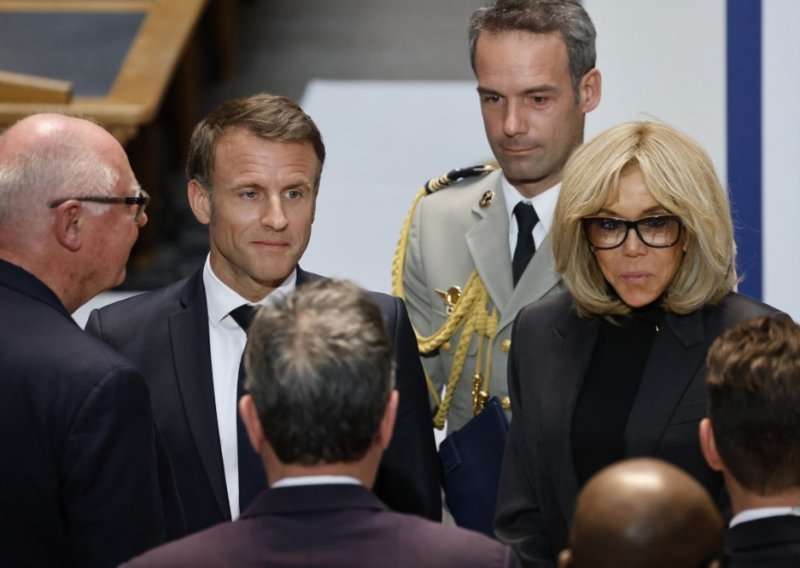 Zvuči nevjerojatno: Evo koje su zvijezde u igri za uloge Emmanuela i Brigitte Macron