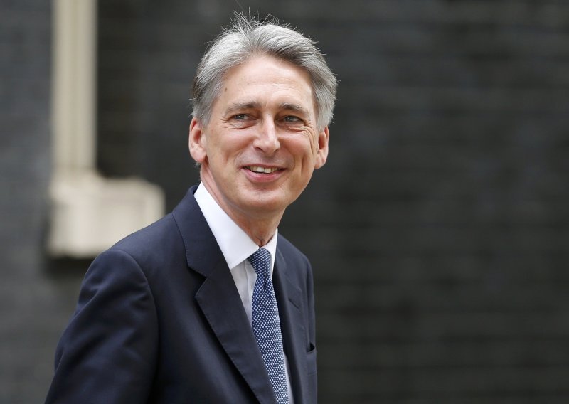 Hammond: Ruski napadi na sirijsku oporbu pomažu IS-u