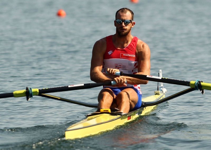 Braća Sinković, sestre Jurković i Martin doveslali do polufinala