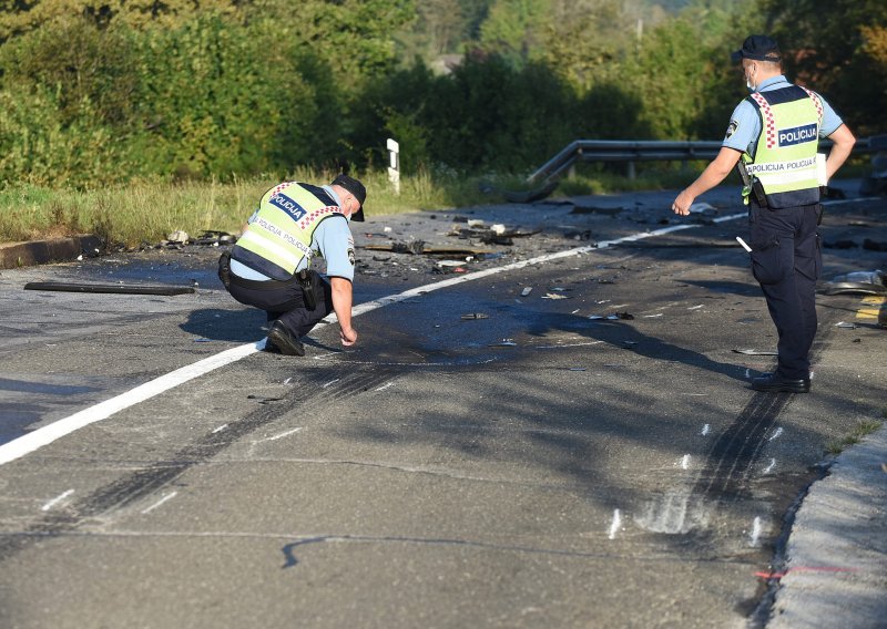 U sudaru kod Netretića poginuo motociklist