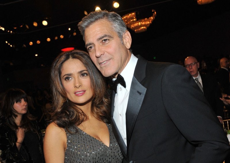 O ovoj čestitki mnogi muškarci sanjaju, no dobio ju je samo George Clooney