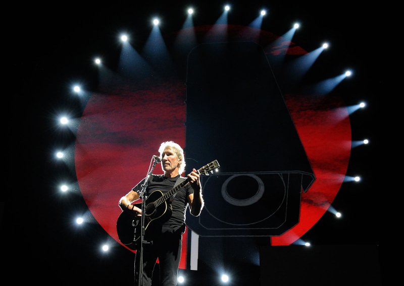 Roger Waters uz bok 'neprijatelju' Dylanu